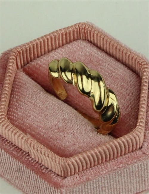 Catja | massiv snoet fingerring belagt 18K guld